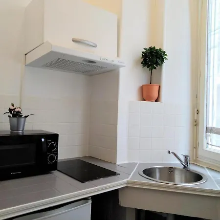 Proche Centre Apartment