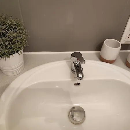 Proche Centre דירה לה מאנש